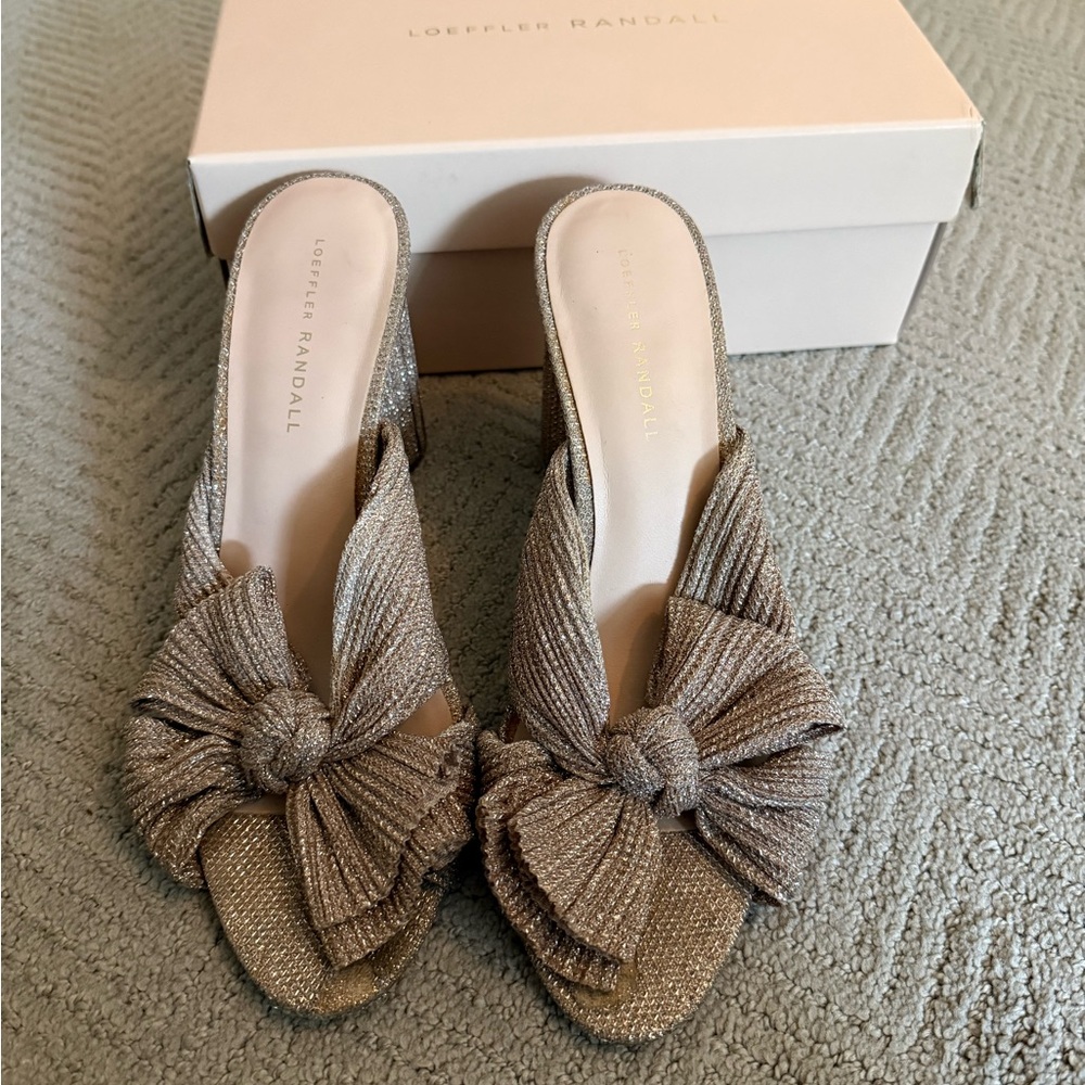 Loeffler Randall Metallic Penny Knot Bow Mule - Silver